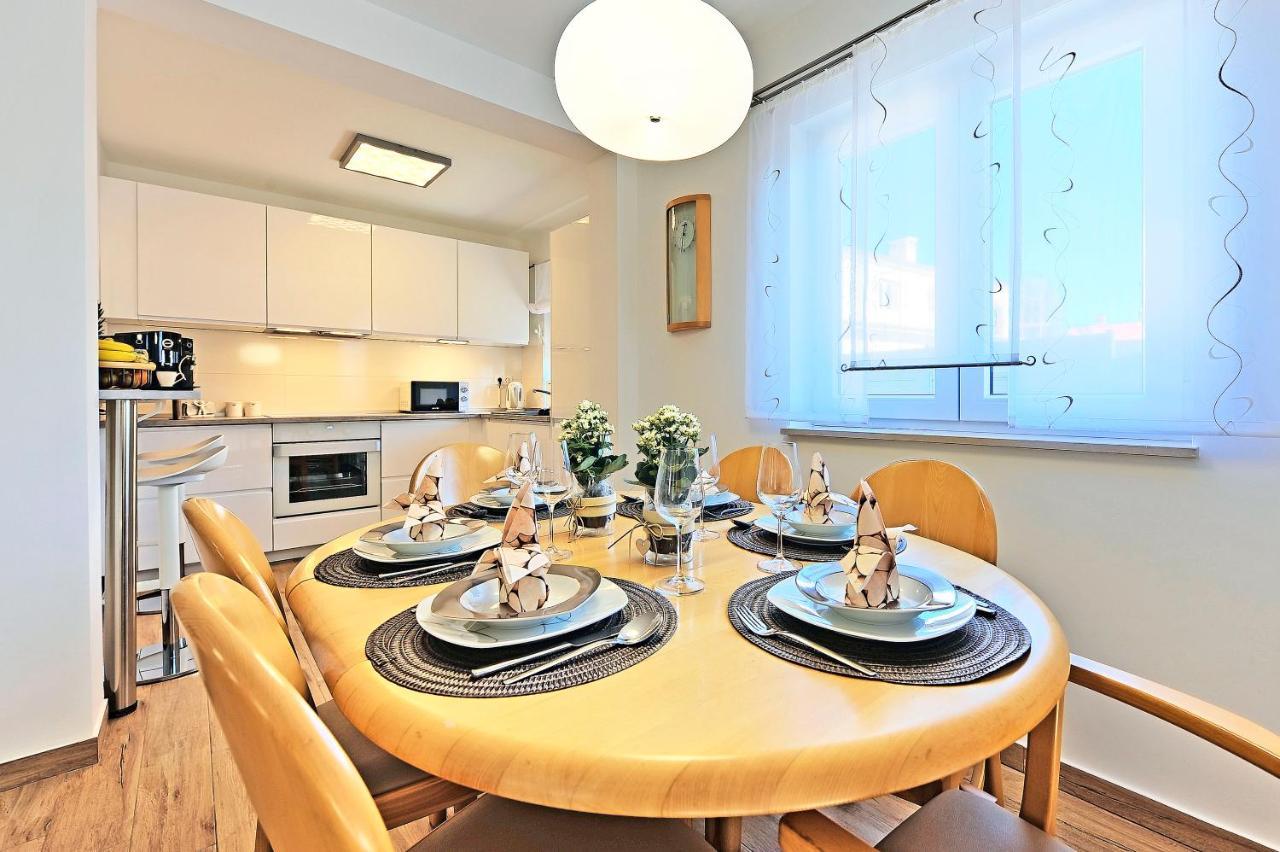 Casa Tara Three-Bedroom Holiday Home Pula Eksteriør billede